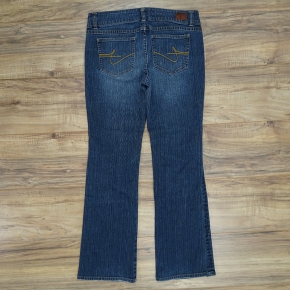 Tommy Hilfiger Juniors Luy-Luy Boot Cut Jeans - Picture 2 of 5